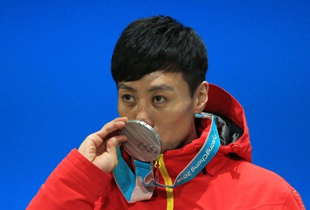 知名媒体人冰河老师质疑夺冠小将年龄造假