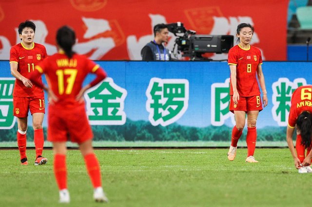 中国女足1-2惜败俄罗斯王霜世界波未能挽救败局