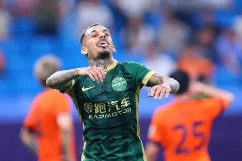 中超-米特里策传射陶强龙替补绝杀 浙江3-2海牛