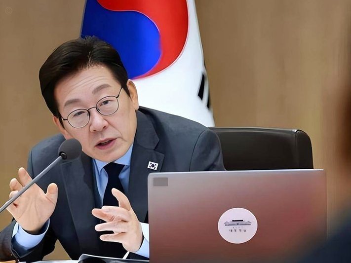 韩媒：韩国足协被搜查前一天 曾遭总统李在明点名批评