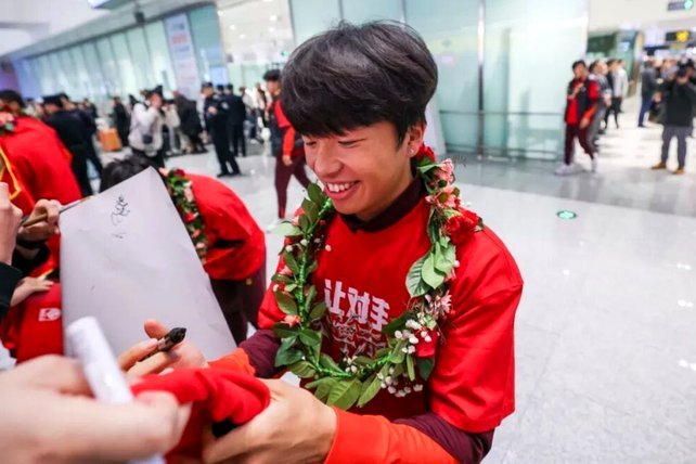 官方：李镇全在亚运集训中意外受重伤，无缘亚运会&赛季报销