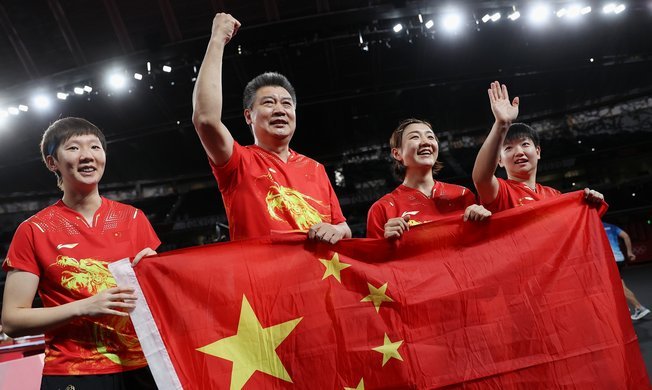 “想干掉我？用猎枪才行！”C罗怒批质疑媒体，谈千球与国队未来