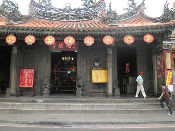 记者：李昊和某中超非BIG5球队谈得差不多，但还没签字